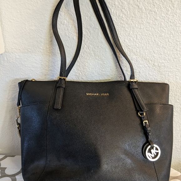 SALE!!! Michael Kors Jet Set Saffiano Black Leather Signature Lg Satchel Handbag - Picture 6 of 16